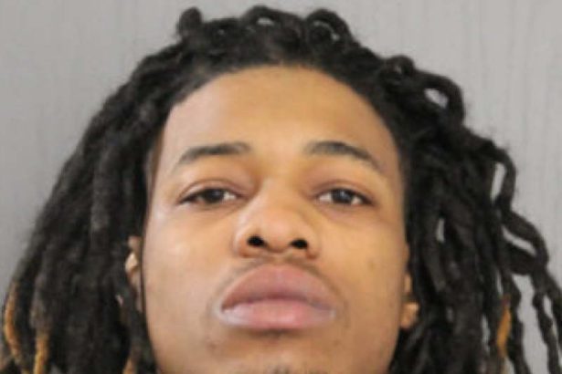 Man gets 4 years for robbing Red Line passengers of their shoes, electronics