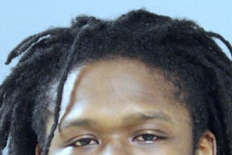 Man violently robbed teen at Loop CTA station while wearing ankle monitor and on pretrial release for 3 cases: reports