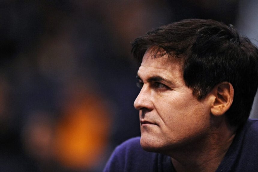 Mark Cuban Details Exactly How He’d ‘Make As Much Money As Possible’ In 6 Months With Just A Phone And 0 Cash —And The Industry He’d Pick