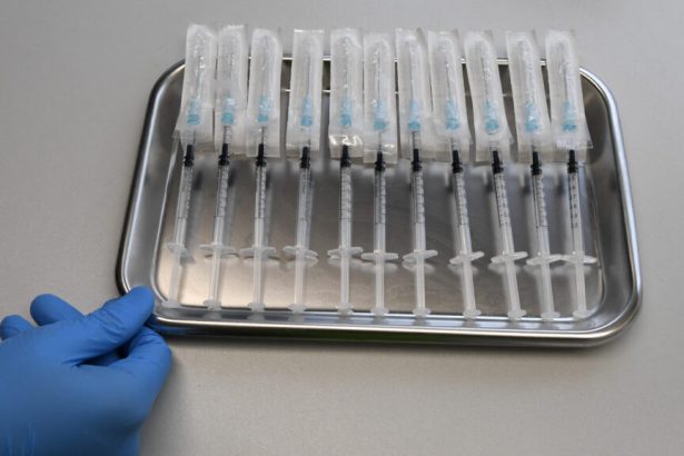 Moderna flu shot, vaccine confidence, baby food: Morning Rounds