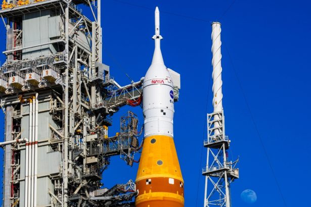 NASA’s Giant Moon Rocket Has a New Problem : ScienceAlert