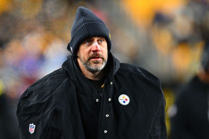 NFL fans react to Steelers eyeing Aaron Rodgers’ return for another season