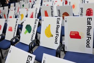 New food pyramid website has a chatbot skeptical of its own content