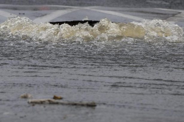 Opinion: fear of rain marks slow progress