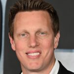 Paramount Sees Q4 Profit Loss Widen Amid New Effort to Acquire Warner