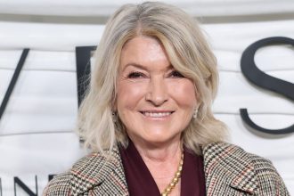 Recreate Martha Stewart’s Smokey Eye With This  Gel Eyeliner