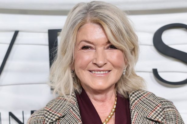 Recreate Martha Stewart’s Smokey Eye With This  Gel Eyeliner