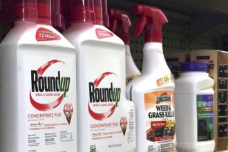 Roundup lawsuit, AI oncology, Moderna: Morning Rounds