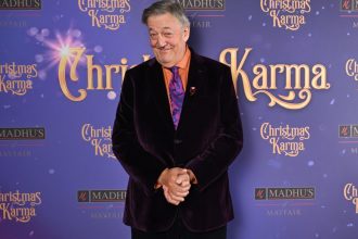 Stephen Fry to Star in Fox Drama Series ‘Interrogator’