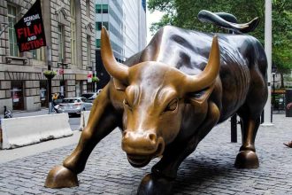 Stocks Roar Back as Beaten-Down Tech Sector Rebounds