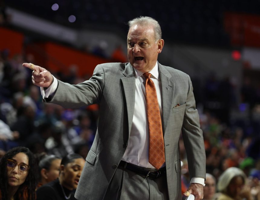 Texas HC Vic Schaefer blasts “soft” Longhorns squad after losing 86-70 to Mikayla Blakes’ Vanderbilt 