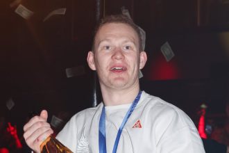 U.S. Gold Medalist Refutes AI Video Of Him Posted By White House