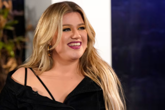Kelly Clarkson Is Walking Away From Her Show After 7 Seasons