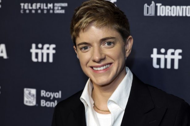 ‘Wayward’ Creator Mae Martin Sets Netflix First-Look Deal (EXCLUSIVE)