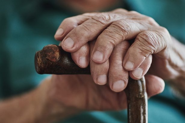 We Were Wrong About How Much Your Genes Shape Your Lifespan : ScienceAlert