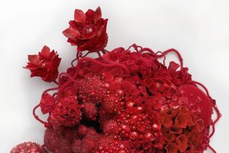 Whimsical Beaded Sculptures by Amy Gross Meditate on Our Planet’s Tiniest Life Forms — Colossal