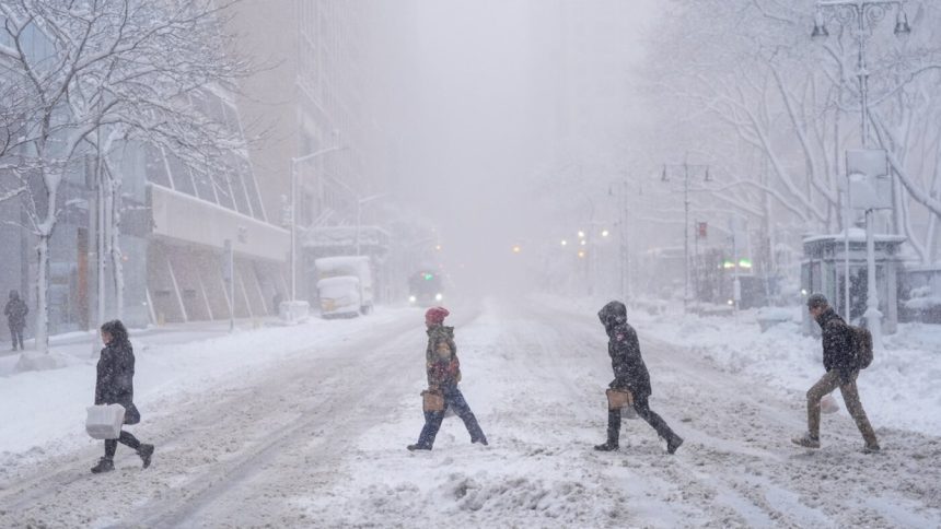Winter storm cancels flights, disrupts trains in New York, Boston, other northeast cities : NPR