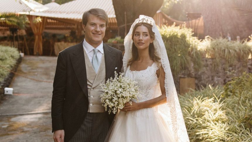 The Bride Wore a Dress Crafted From Antique Lace to Marry at a 16th-Century Church in Naples