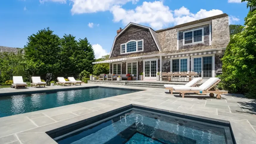 Where Does Carrie Underwood Live?