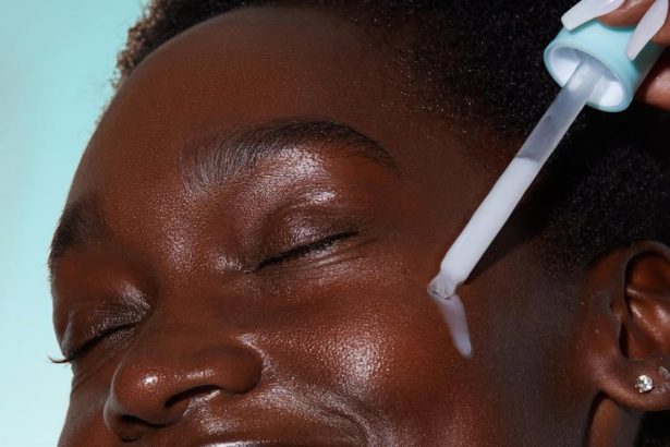 How Salicylic Acid Works For Acne (And How To Use It)