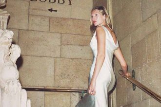 The Best Simple Yet Striking Wedding Dresses for Minimalist Brides