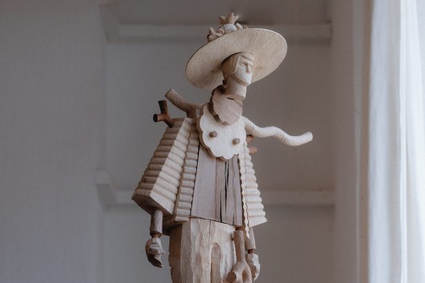 A Doomed Mission to Mars Awaits Henry Wood’s Lanky Explorers — Colossal