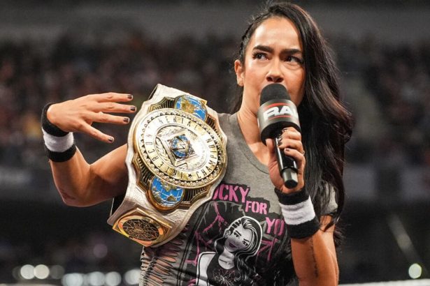 AJ Lee must LOSE her WWE title before WrestleMania 42 due to important reason
