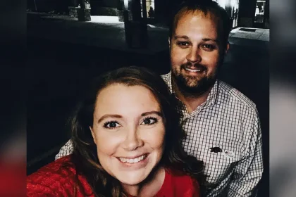 Anna Duggar Appears to Stand by Husband Josh, Flashes Ring on Instagram