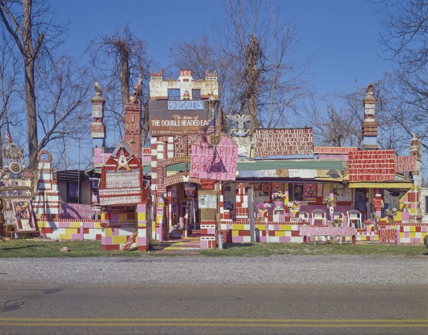 ‘Architectural Fantasies’ Chronicles Elaborate Creations by Self-Taught Artists — Colossal