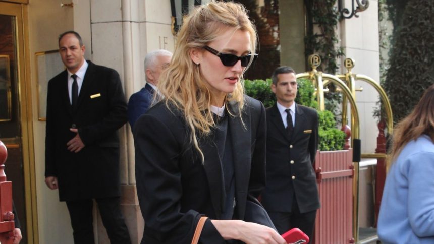 Brown Handbags Are Back for Another Season–Shop the Best Ones Here