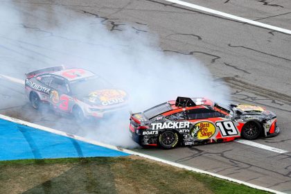 Chase Briscoe drops gut-wrenching reaction after crashing at Phoenix Raceway