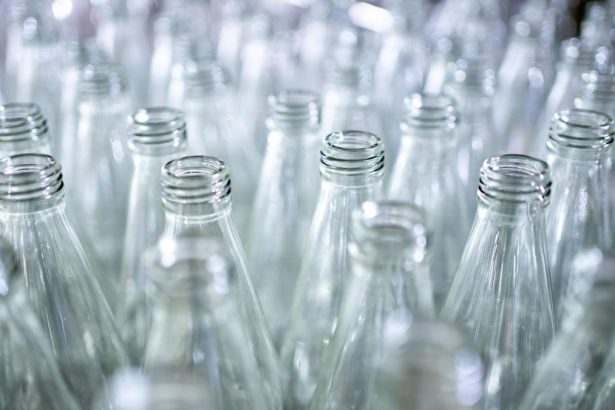 Croxsons introduces new lightweight glass packaging solution