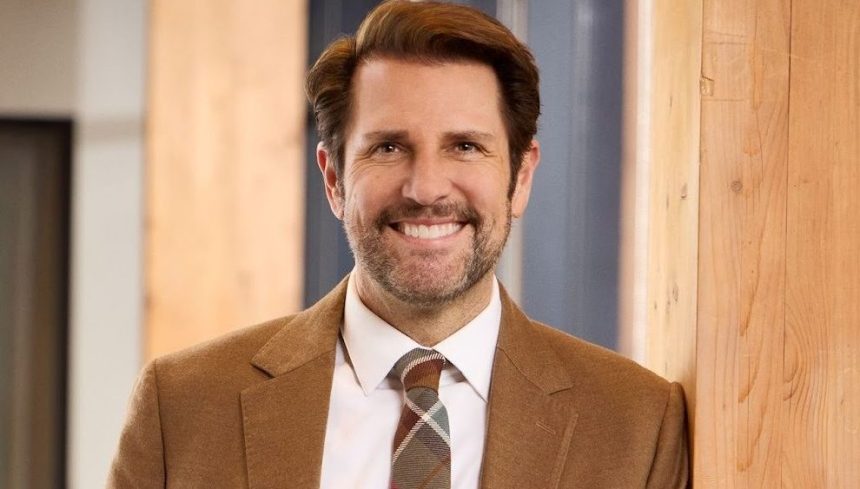 Damon Whiteside to Exit as CEO of the Academy of Country Music