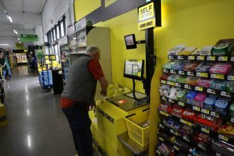 Dollar General borrows Costco’s bargain hunt playbook
