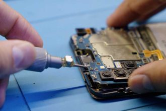 Find Your Fix: Tech Brands Are Embracing Right to Repair