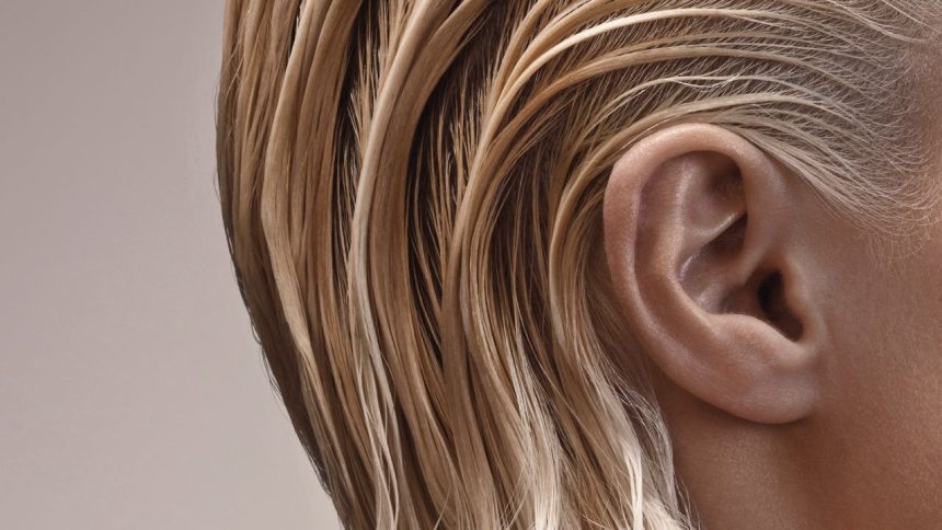 How to Tell If Your Hair Is Thinning: 5 First Signs to Watch For