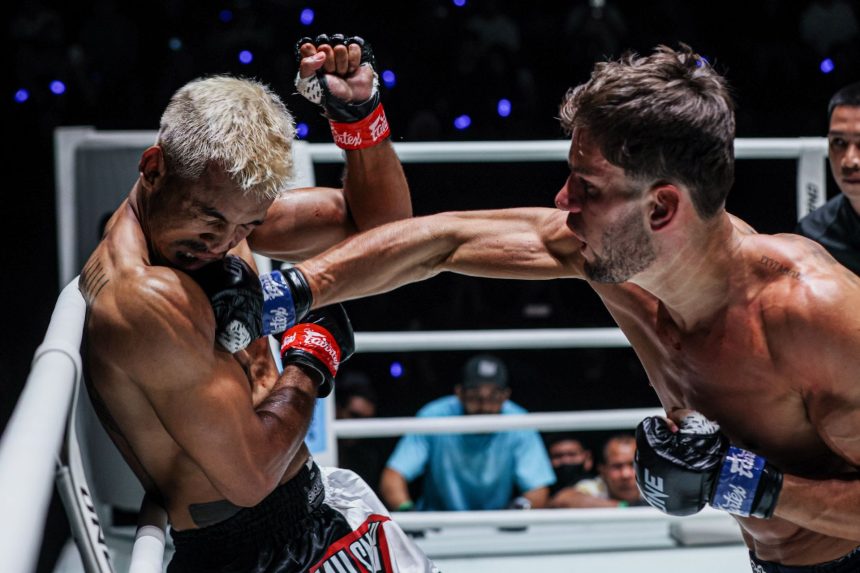 George Jarvis’ striking masterclass overwhelms Sinsamut in main event clash