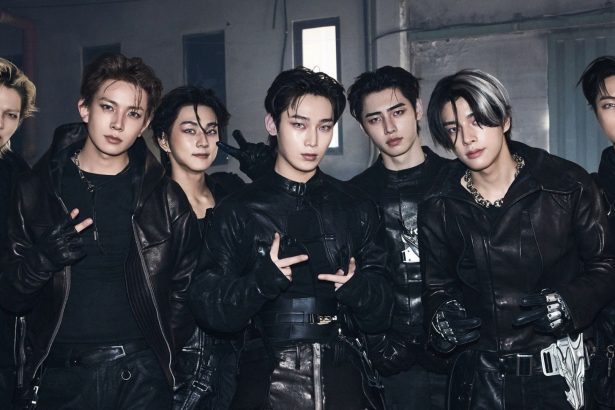 “Give me a refund” — Fans furious after repeated rescheduling of ENHYPEN online fansign amid members’ poor health