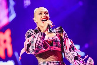 Gwen Stefani Says Pregnancy in Her 40s Led to Christianity