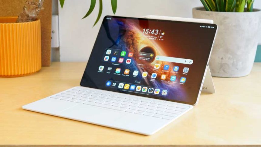 Honor MagicPad 4 review: Anything But Mid