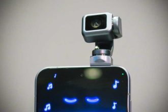 Honor’s Robot Phone Demo At MWC 2026