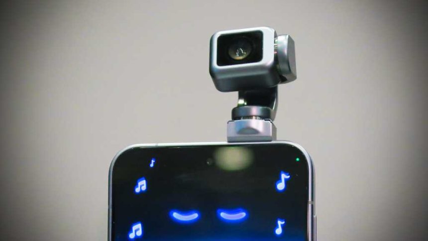 Honor’s Robot Phone Demo At MWC 2026