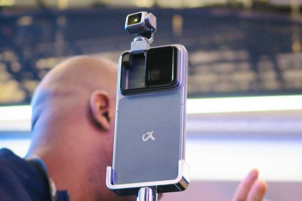 Honor’s Robot Phone Isn’t Just a Fun Concept