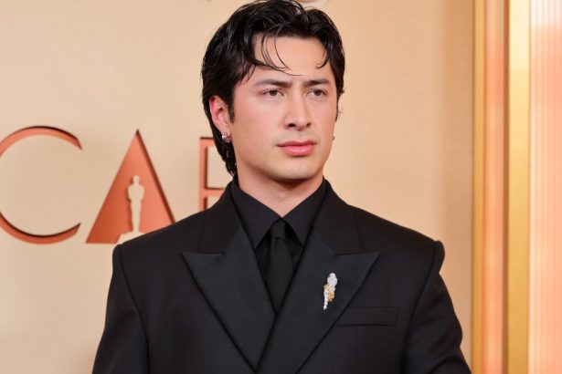 Hudson Williams Teases ‘Heated Rivalry’ Season 2 at Oscars: ‘Sex’