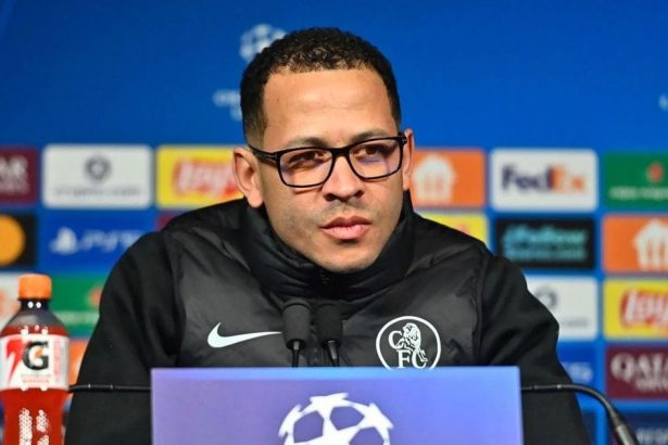 “I wasn’t aware” – Liam Rosenior makes stance clear after being told his Chelsea lineup got leaked before PSG clash