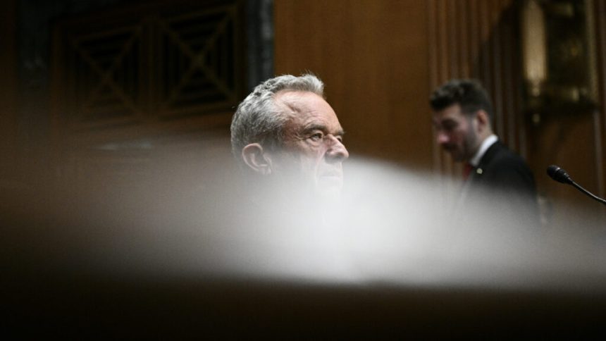 In vaccine suit, DOJ says RFK Jr. can choose evidence, experts