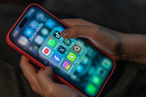 Indonesia outlines plan to limit under-16s’ access to social media