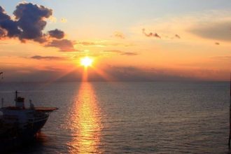 Iran Threatens Regional Energy Sites After South Pars Strike