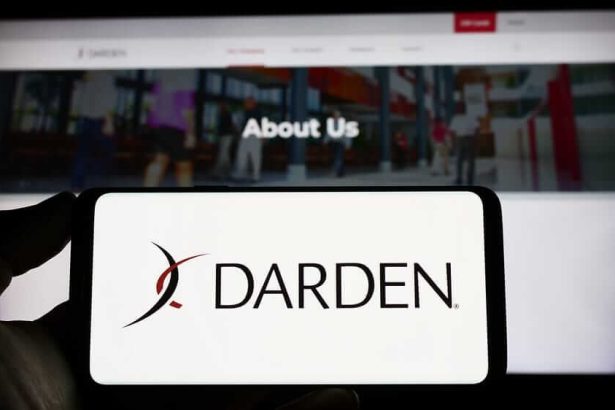 Is Darden Restaurants Stock Underperforming the Nasdaq?