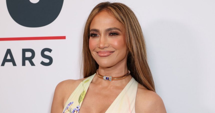 Jennifer Lopez’s Romantic Dress Is the Ultimate Spring Look